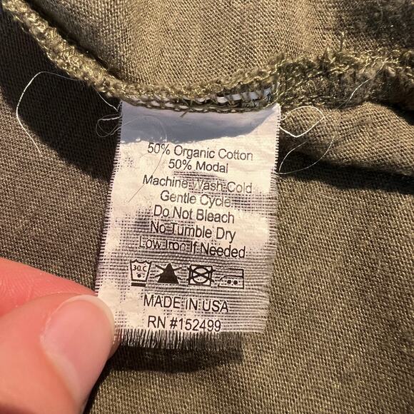 Amour Vert Top Olive Green Organic Cotton Tee Slub Knit Capsule Sustainable Fall - Picture 5 of 5